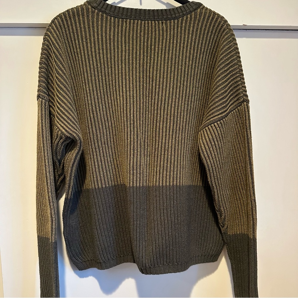 Max Studio sweater - Picture 2 of 9